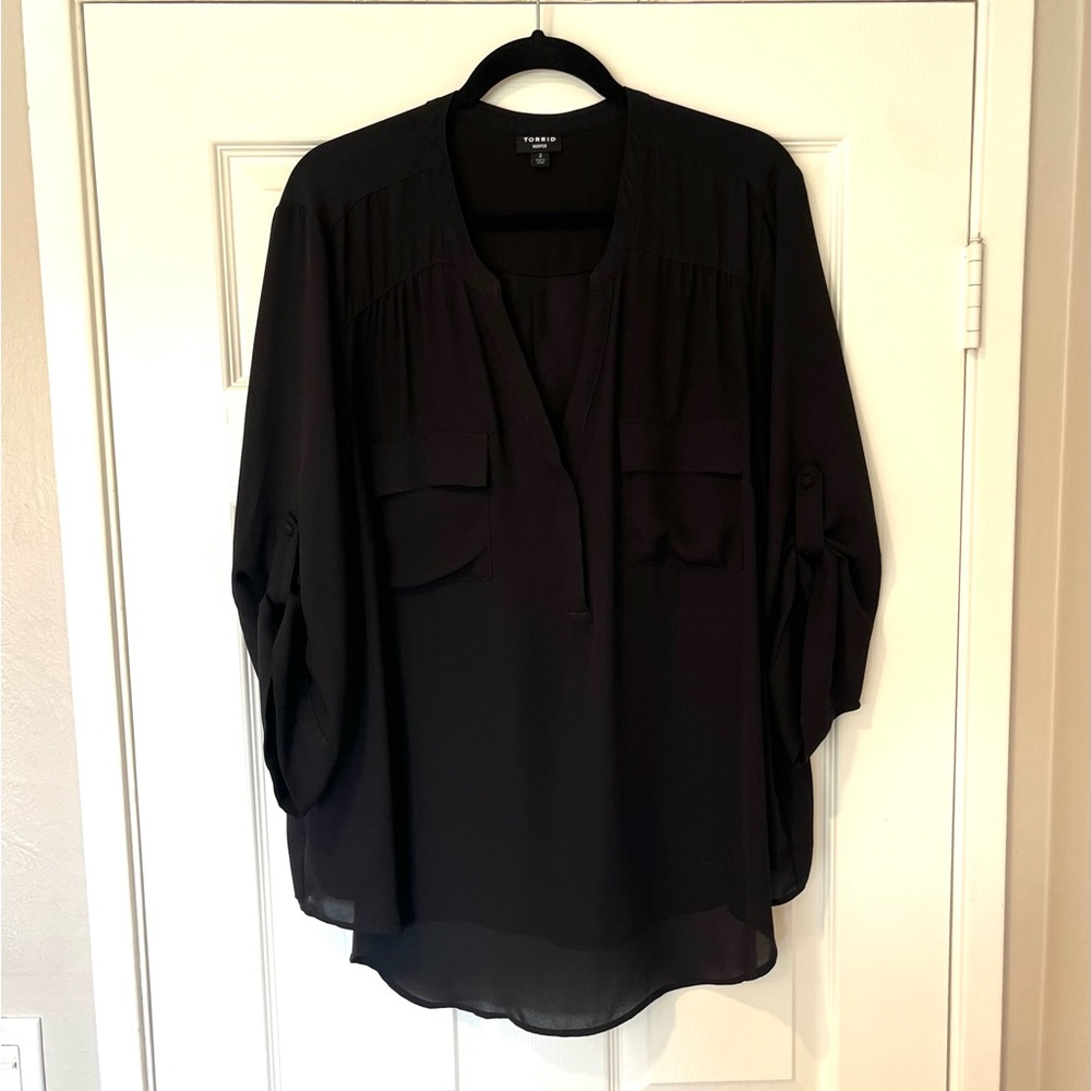 Torrid Black Relaxed 3/4 Sleeve Blouse